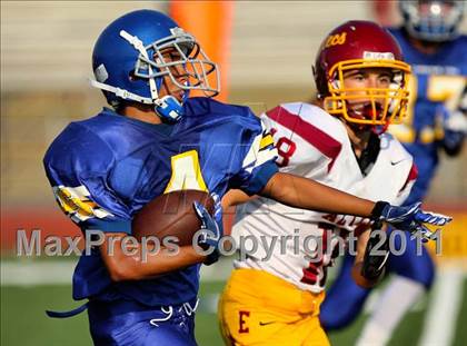 Thumbnail 1 in Esperanza @ Charter Oak photogallery.