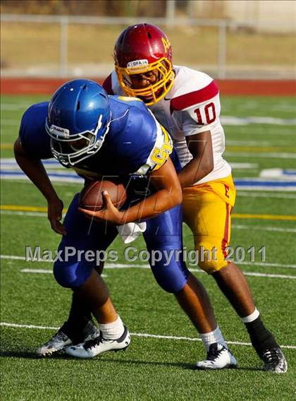 Thumbnail 1 in Esperanza @ Charter Oak photogallery.