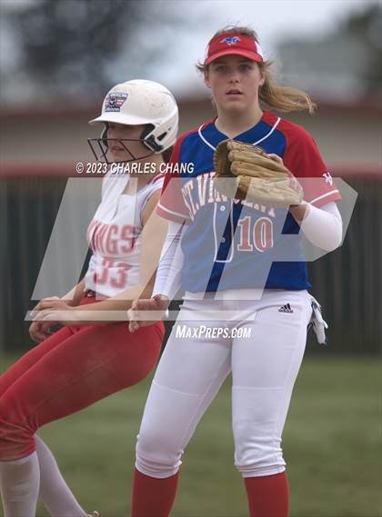 Thumbnail 3 in St.Vincent de Paul vs Montgomery photogallery.