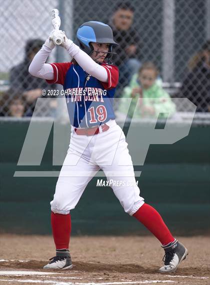 Thumbnail 3 in St.Vincent de Paul vs Montgomery photogallery.