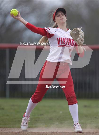Thumbnail 2 in St.Vincent de Paul vs Montgomery photogallery.