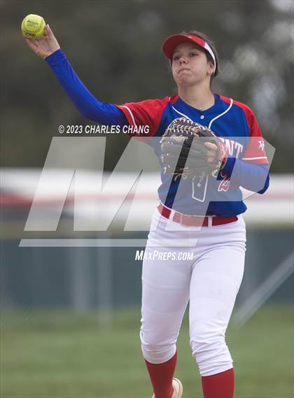 Thumbnail 2 in St.Vincent de Paul vs Montgomery photogallery.