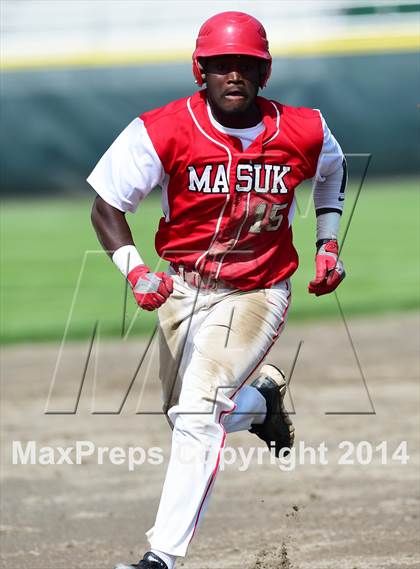 Thumbnail 1 in Masuk vs. Notre Dame, WH (CIAC Class L Final) photogallery.