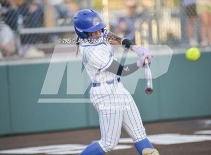 Thumbnail 2 in Grapevine @ Hallsville (UIL 5A Div II Softball State Semifinals) photogallery.