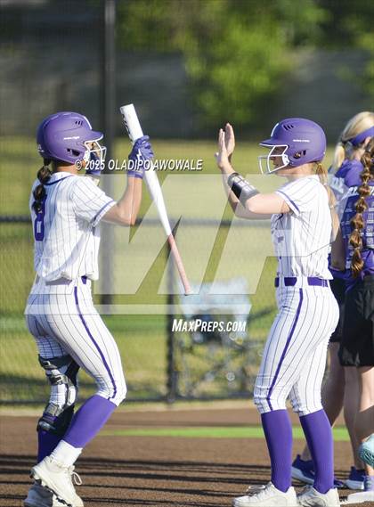 Thumbnail 3 in Grapevine @ Hallsville (UIL 5A Div II Softball State Semifinals) photogallery.