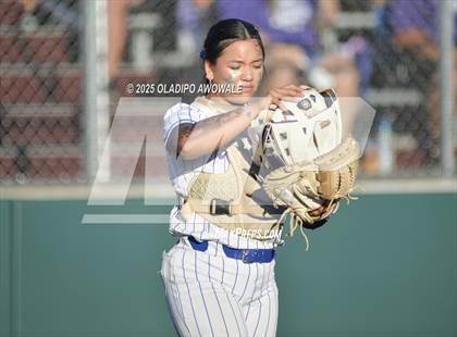 Thumbnail 2 in Grapevine @ Hallsville (UIL 5A Div II Softball State Semifinals) photogallery.