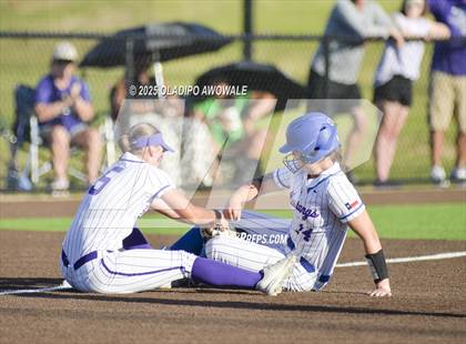 Thumbnail 2 in Grapevine @ Hallsville (UIL 5A Div II Softball State Semifinals) photogallery.