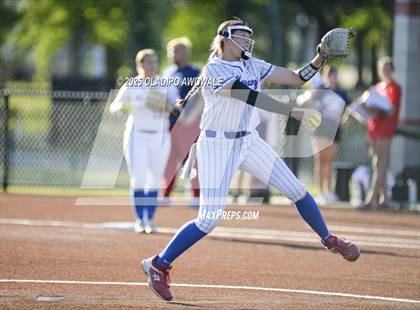 Thumbnail 2 in Grapevine @ Hallsville (UIL 5A Div II Softball State Semifinals) photogallery.
