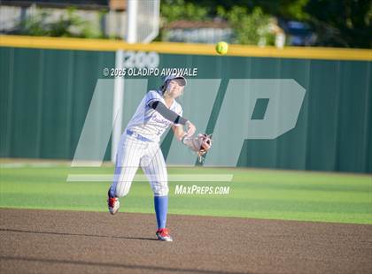 Thumbnail 2 in Grapevine @ Hallsville (UIL 5A Div II Softball State Semifinals) photogallery.