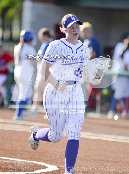 Thumbnail 3 in Grapevine @ Hallsville (UIL 5A Div II Softball State Semifinals) photogallery.