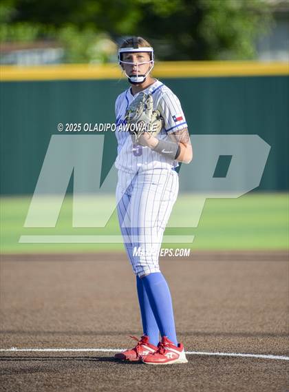 Thumbnail 3 in Grapevine @ Hallsville (UIL 5A Div II Softball State Semifinals) photogallery.