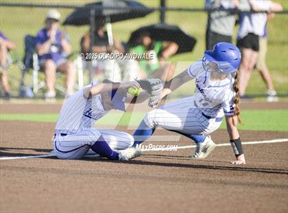Thumbnail 3 in Grapevine @ Hallsville (UIL 5A Div II Softball State Semifinals) photogallery.