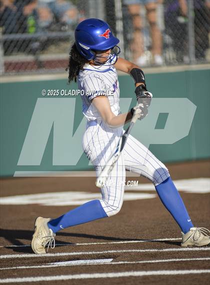Thumbnail 3 in Grapevine @ Hallsville (UIL 5A Div II Softball State Semifinals) photogallery.