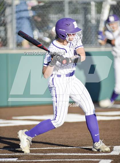 Thumbnail 2 in Grapevine @ Hallsville (UIL 5A Div II Softball State Semifinals) photogallery.