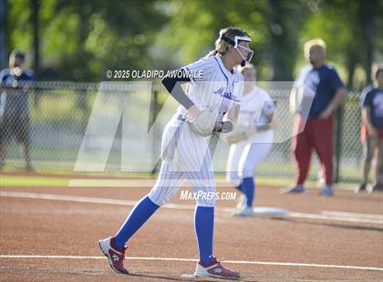 Thumbnail 3 in Grapevine @ Hallsville (UIL 5A Div II Softball State Semifinals) photogallery.