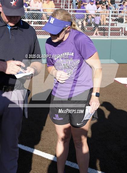 Thumbnail 2 in Grapevine @ Hallsville (UIL 5A Div II Softball State Semifinals) photogallery.