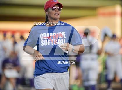 Thumbnail 2 in Grapevine @ Hallsville (UIL 5A Div II Softball State Semifinals) photogallery.