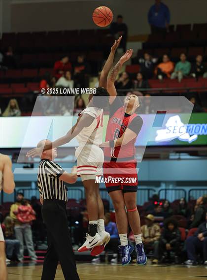 Thumbnail 2 in Tappan Zee vs. Peekskill (NYSPHSAA Section 1 Class AA Final) photogallery.