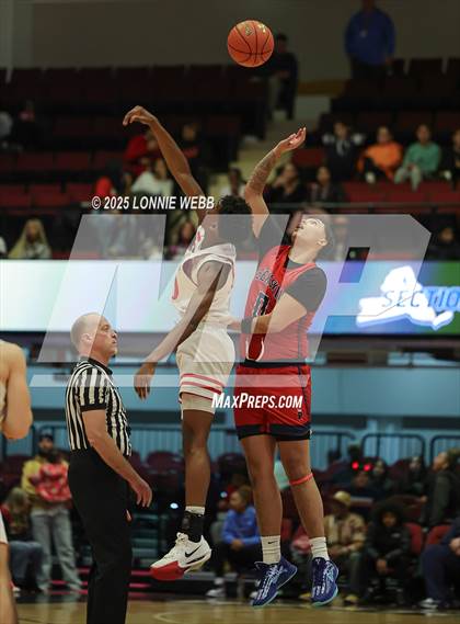 Thumbnail 1 in Tappan Zee vs. Peekskill (NYSPHSAA Section 1 Class AA Final) photogallery.
