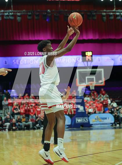 Thumbnail 3 in Tappan Zee vs. Peekskill (NYSPHSAA Section 1 Class AA Final) photogallery.