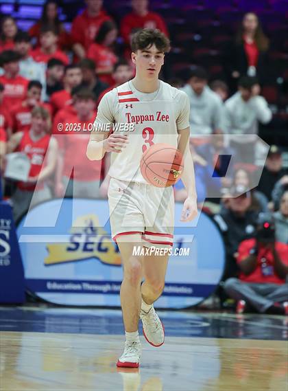 Thumbnail 1 in Tappan Zee vs. Peekskill (NYSPHSAA Section 1 Class AA Final) photogallery.