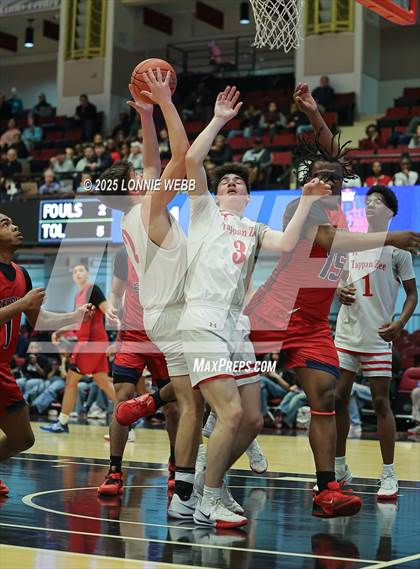 Thumbnail 1 in Tappan Zee vs. Peekskill (NYSPHSAA Section 1 Class AA Final) photogallery.