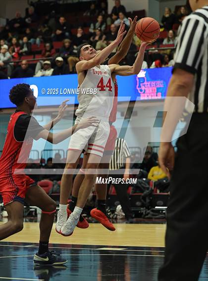 Thumbnail 2 in Tappan Zee vs. Peekskill (NYSPHSAA Section 1 Class AA Final) photogallery.