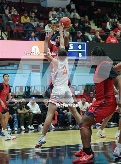 Thumbnail 1 in Tappan Zee vs. Peekskill (NYSPHSAA Section 1 Class AA Final) photogallery.