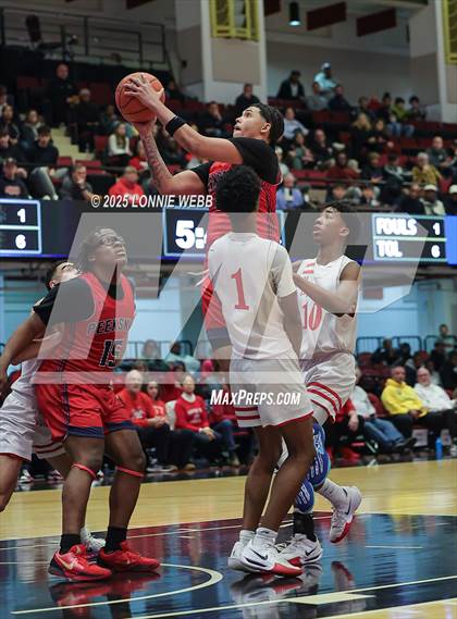 Thumbnail 1 in Tappan Zee vs. Peekskill (NYSPHSAA Section 1 Class AA Final) photogallery.