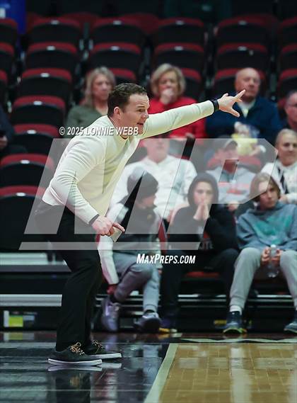 Thumbnail 3 in Tappan Zee vs. Peekskill (NYSPHSAA Section 1 Class AA Final) photogallery.