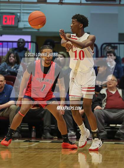 Thumbnail 3 in Tappan Zee vs. Peekskill (NYSPHSAA Section 1 Class AA Final) photogallery.