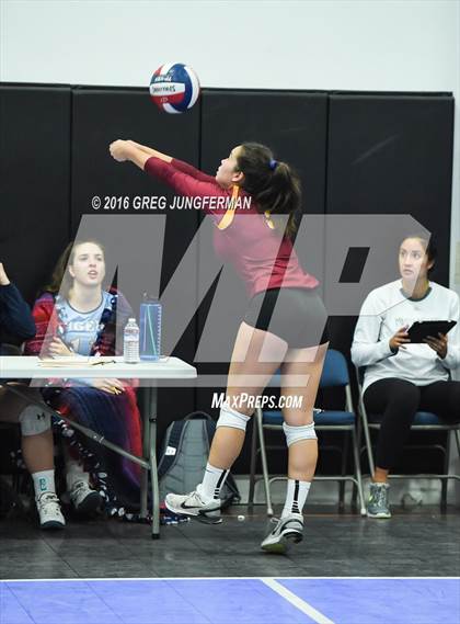 Thumbnail 1 in Menlo-Atherton vs. Gregori (Tiger Cup Invitational) photogallery.