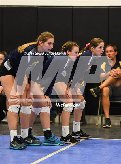 Thumbnail 3 in Menlo-Atherton vs. Gregori (Tiger Cup Invitational) photogallery.