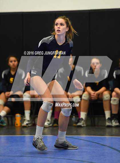 Thumbnail 1 in Menlo-Atherton vs. Gregori (Tiger Cup Invitational) photogallery.