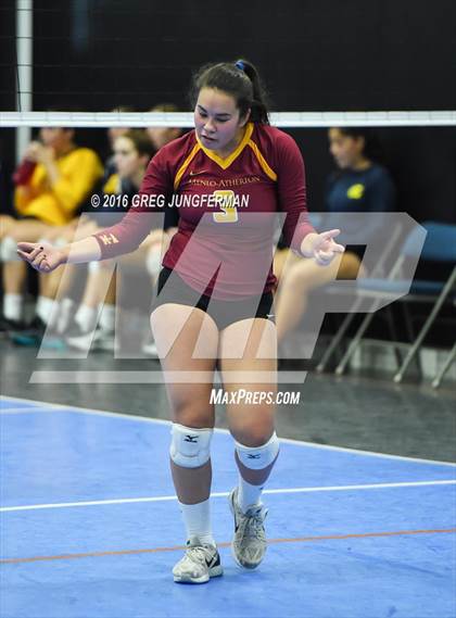 Thumbnail 1 in Menlo-Atherton vs. Gregori (Tiger Cup Invitational) photogallery.