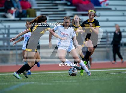 Thumbnail 3 in Los Alamitos @ Temecula Valley (CIF D1 State Semifinal) photogallery.
