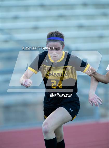 Thumbnail 3 in Los Alamitos @ Temecula Valley (CIF D1 State Semifinal) photogallery.