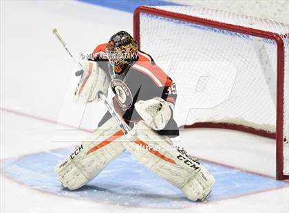 Thumbnail 3 in Ridgefield vs. Northwest Catholic (CIAC DI Final) photogallery.