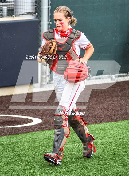 Thumbnail 3 in Katy vs Clear Springs (UIL 6A Regional Semifinal Playoff) photogallery.