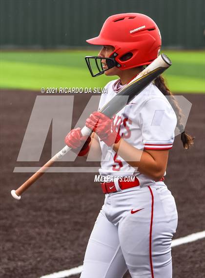 Thumbnail 3 in Katy vs Clear Springs (UIL 6A Regional Semifinal Playoff) photogallery.
