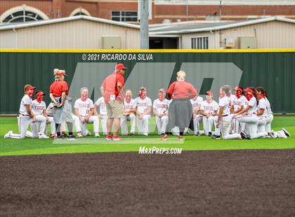 Thumbnail 2 in Katy vs Clear Springs (UIL 6A Regional Semifinal Playoff) photogallery.