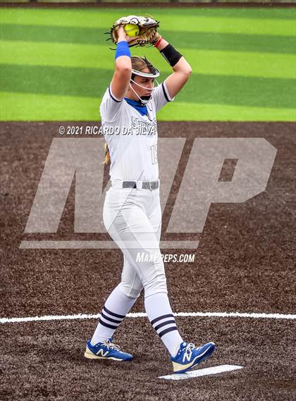 Thumbnail 3 in Katy vs Clear Springs (UIL 6A Regional Semifinal Playoff) photogallery.
