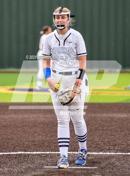 Thumbnail 1 in Katy vs Clear Springs (UIL 6A Regional Semifinal Playoff) photogallery.