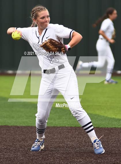 Thumbnail 3 in Katy vs Clear Springs (UIL 6A Regional Semifinal Playoff) photogallery.