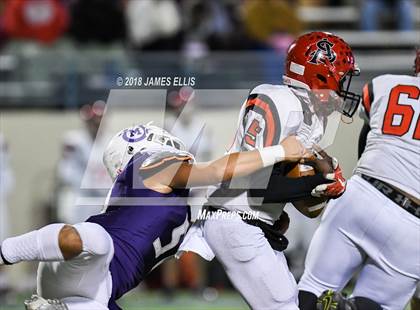 Thumbnail 1 in San Augustine vs. Mason (UIL 2A Semifinal) photogallery.