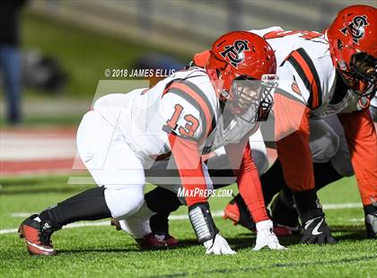 Thumbnail 2 in San Augustine vs. Mason (UIL 2A Semifinal) photogallery.