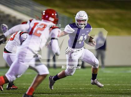 Thumbnail 1 in San Augustine vs. Mason (UIL 2A Semifinal) photogallery.