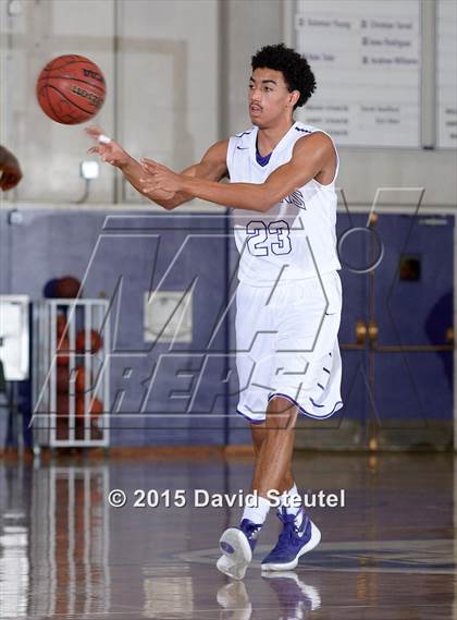 Thumbnail 1 in Eisenhower vs. Sacramento (St. Hope Elite Classic) photogallery.