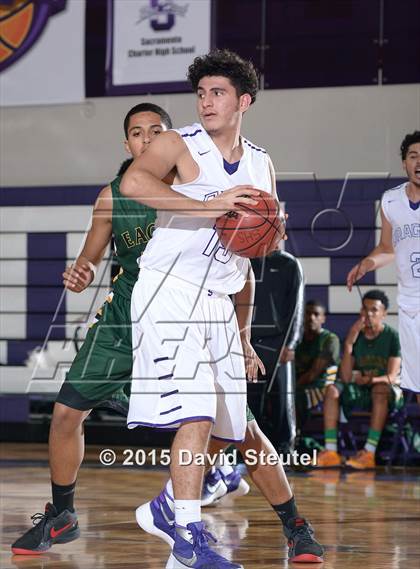 Thumbnail 2 in Eisenhower vs. Sacramento (St. Hope Elite Classic) photogallery.