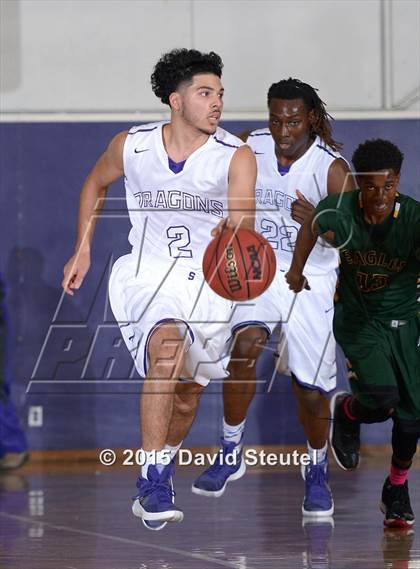 Thumbnail 2 in Eisenhower vs. Sacramento (St. Hope Elite Classic) photogallery.